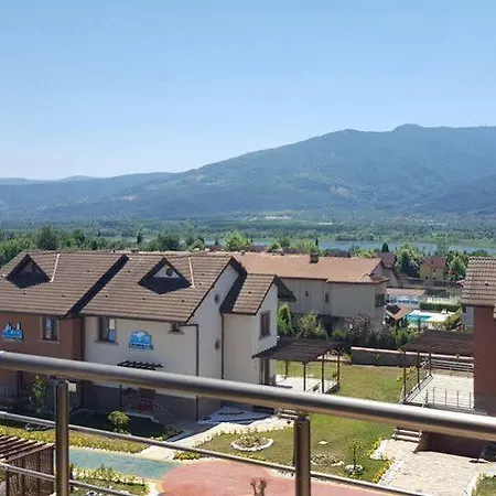 Villa Crystal Continental Masukiye